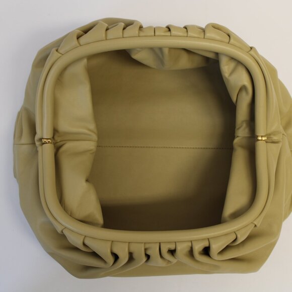 Bottega Veneta Olive Leather The Pouch Clutch Bag - Picture 5 of 5
